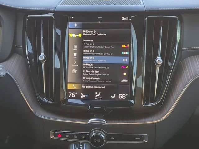 Used 2021 Volvo XC60 T5 Inscription w/ Advanced Package image 17