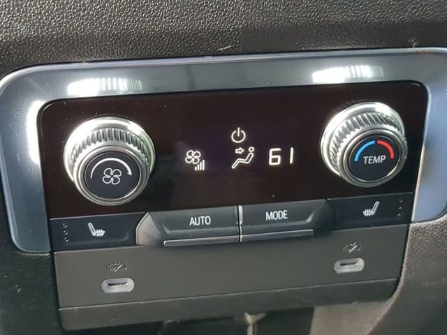 Used 2021 GMC Yukon AT4 AWD/4WD image 32