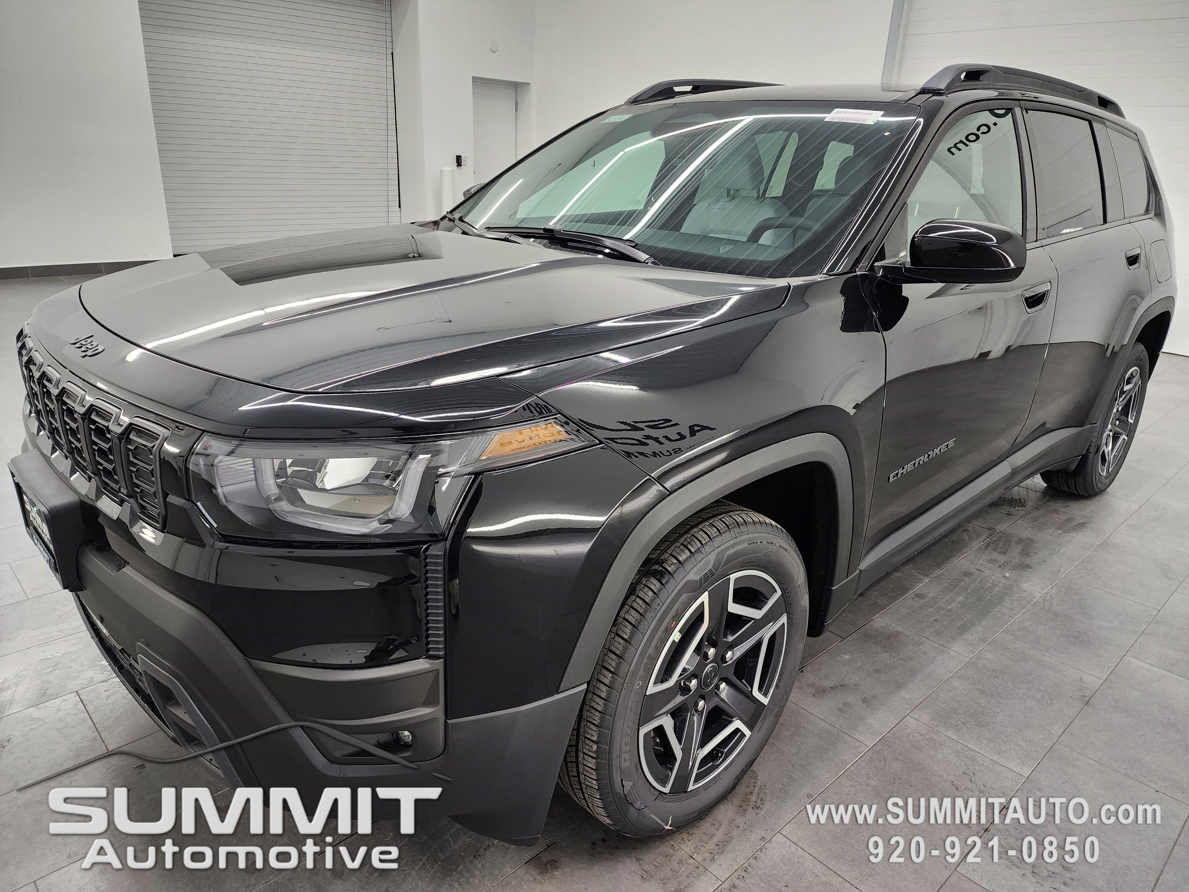 New 2026 Jeep Cherokee Laredo image 7