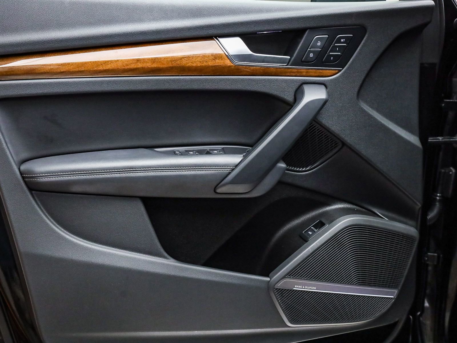 Used 2023 Audi Q5 2.0T Premium Plus w/ Premium Plus Package image 21