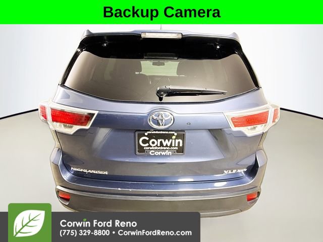 Used 2014 Toyota Highlander XLE image 6
