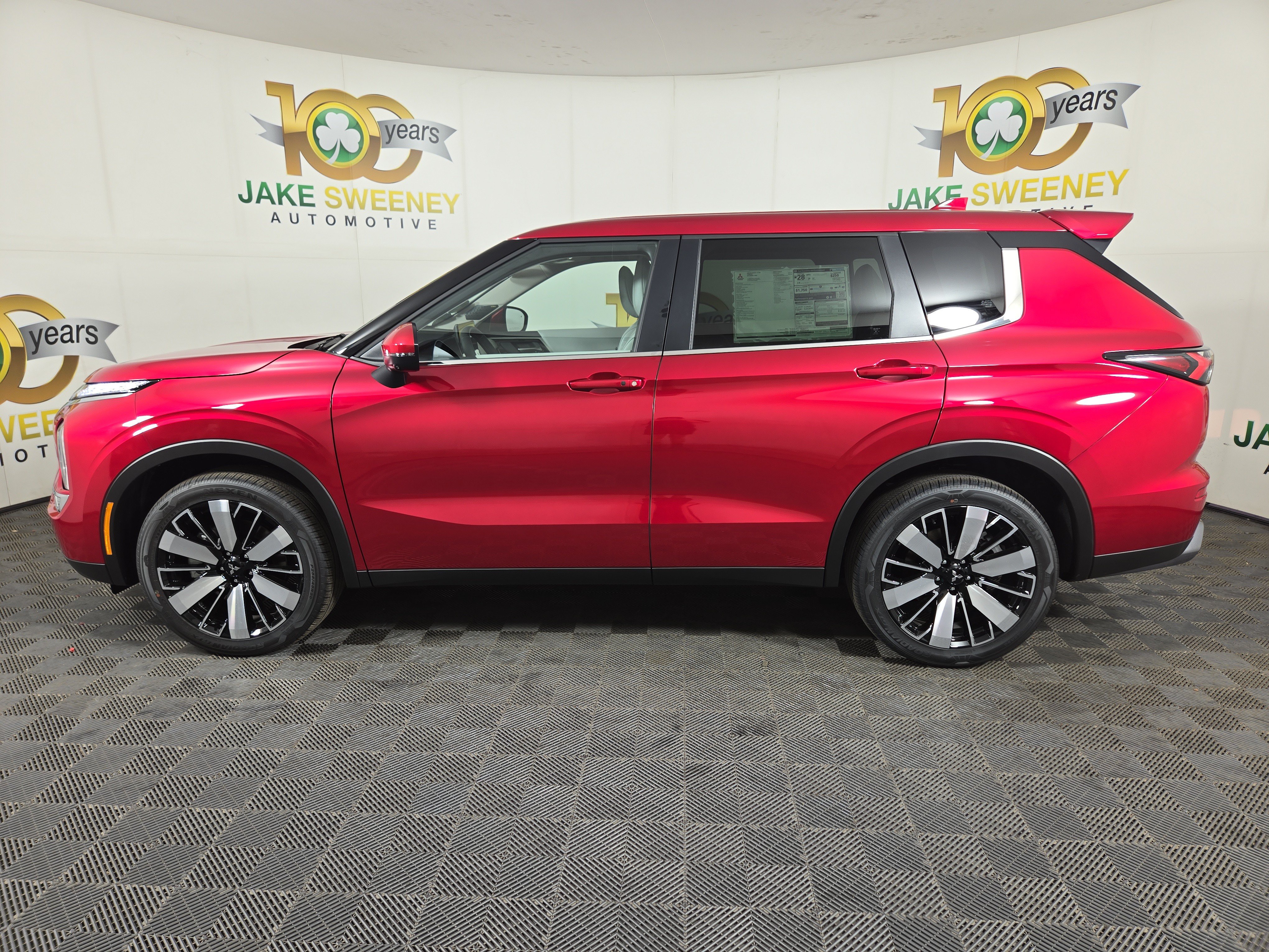 New 2026 Mitsubishi Outlander SE FWD image 4