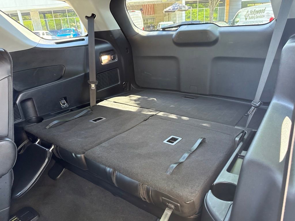 Used 2022 Ford Explorer XLT w/ Equipment Group 202A AWD/4WD image 26