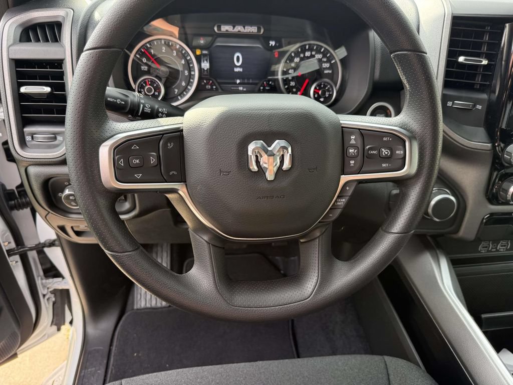 New 2027 RAM 1500 Express AWD/4WD image 19