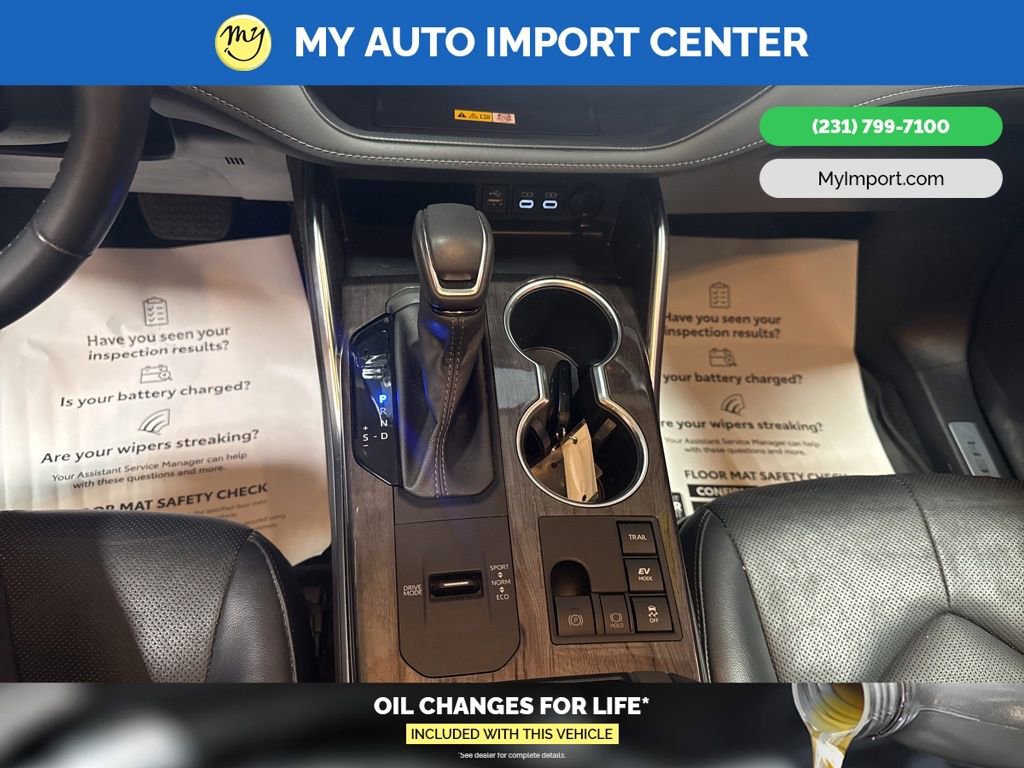 Used 2023 Toyota Highlander Limited image 23