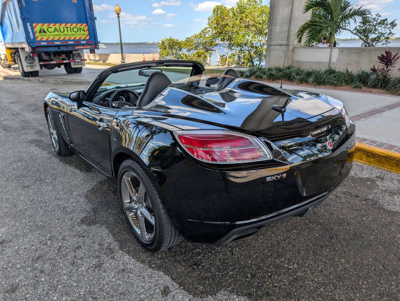 Used 2008 Saturn Sky Red Line image 8