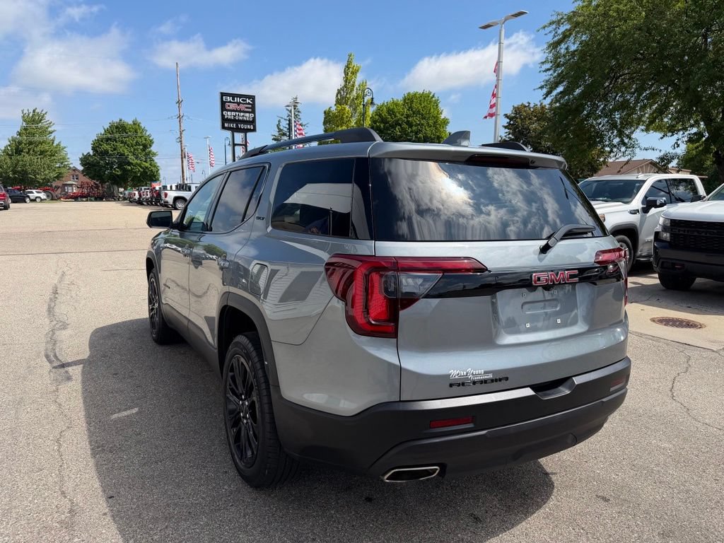 Certified 2023 GMC Acadia SLT w/ Elevation Edition FWD image 7