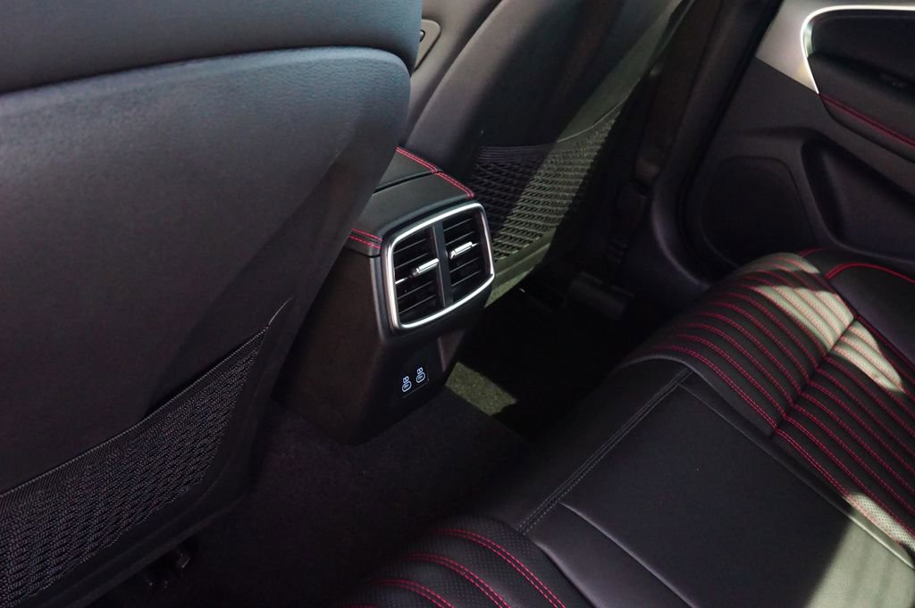 New 2026 Genesis G70 3.3T Sport Prestige image 17