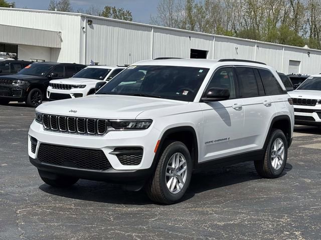 New 2026 Jeep Grand Cherokee Laredo AWD/4WD image 28