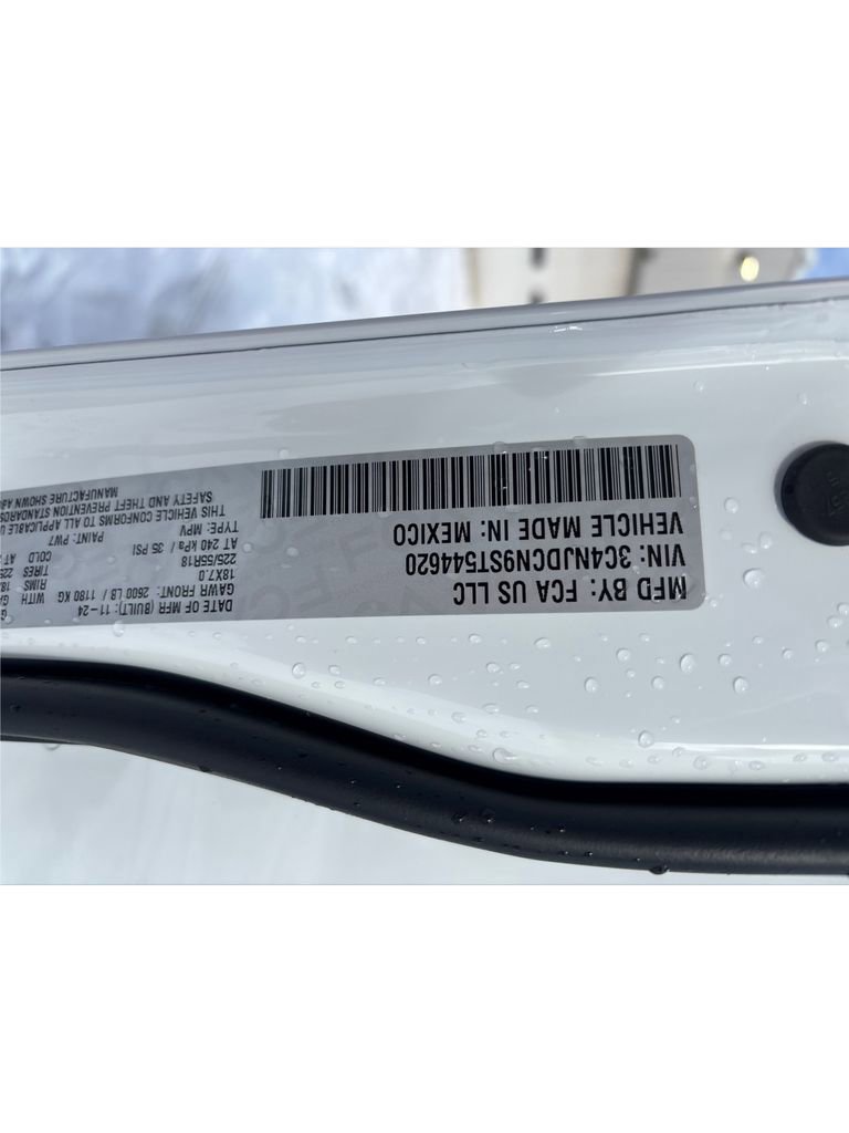 Used 2025 Jeep Compass Limited image 16