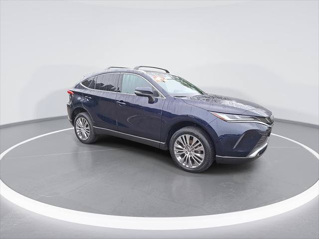 Certified 2023 Toyota Venza Limited AWD/4WD image 3