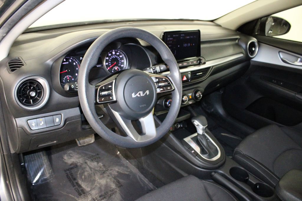 Used 2023 Kia Forte LXS w/ LXS Technology Package image 20