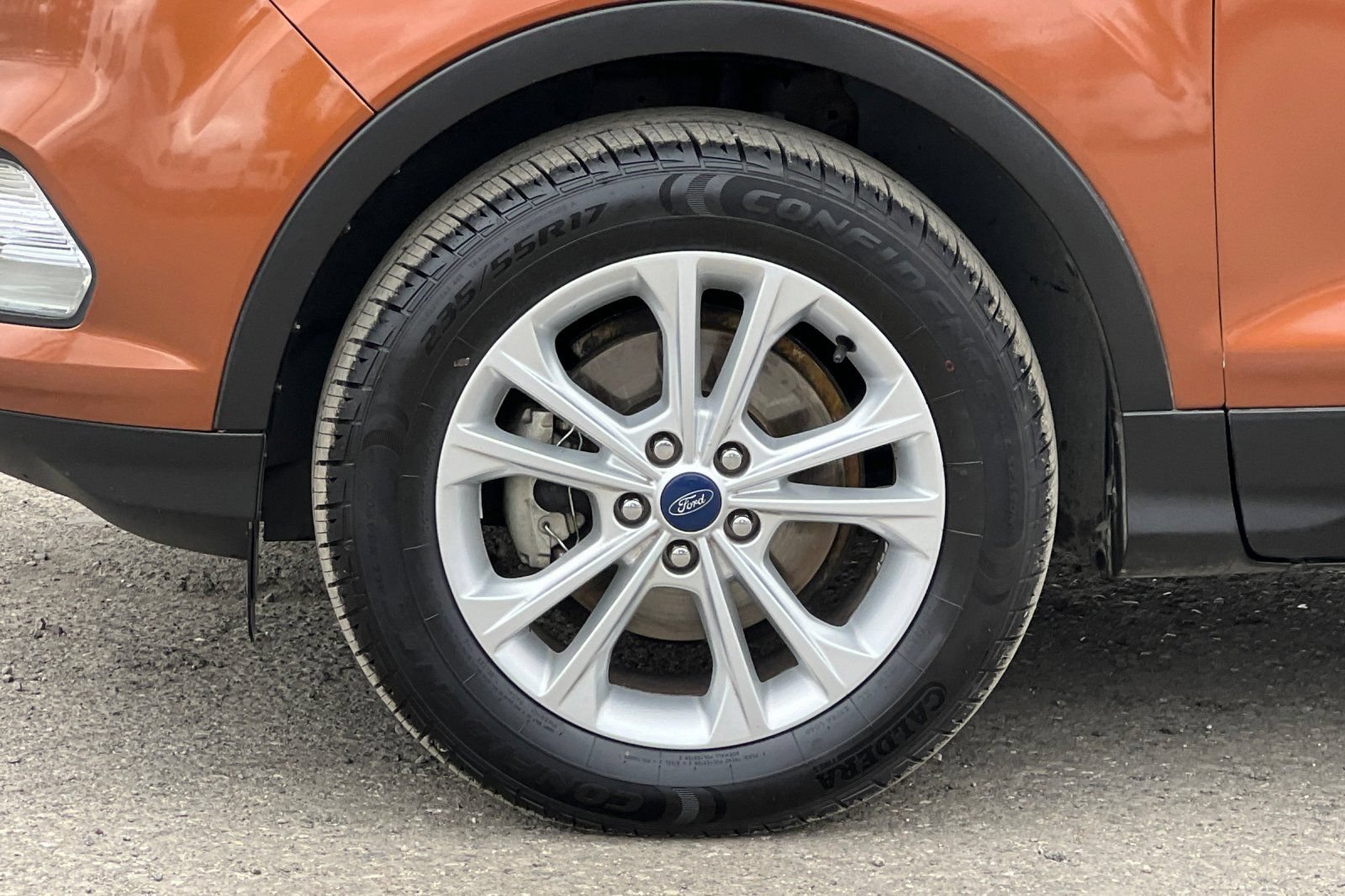 Used 2017 Ford Escape SE FWD image 25