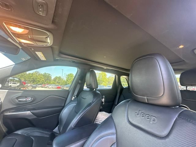 Used 2020 Jeep Cherokee High Altitude AWD/4WD image 29
