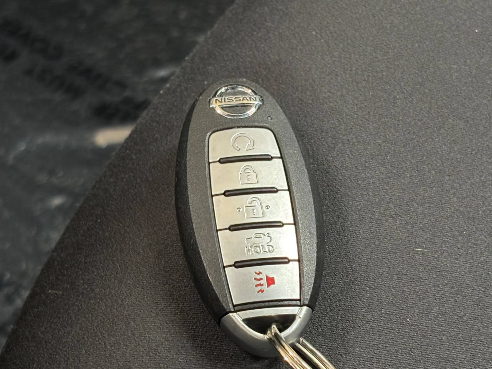 Used 2025 Nissan Altima 2.5 SV FWD image 24