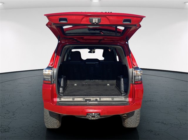 Used 2016 Toyota 4Runner SR5 image 14