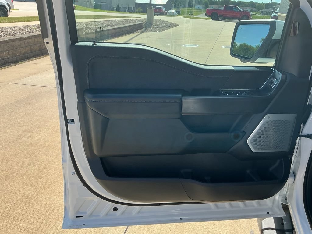 Used 2024 Ford F150 Lariat w/ Equipment Group 502A High AWD/4WD image 8