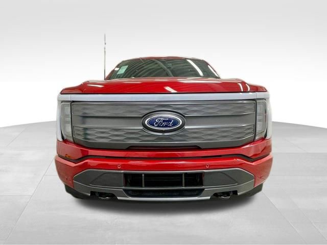 New 2023 Ford F150 Lightning Lariat w/ Equipment Group 511A High image 16