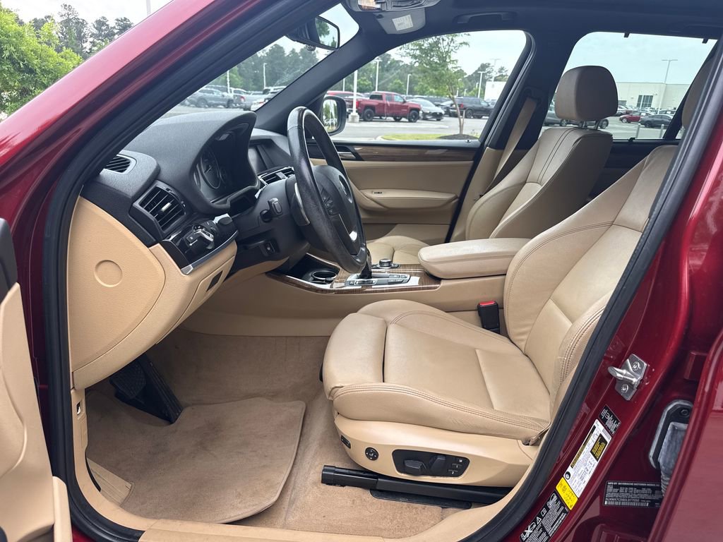 Used 2013 BMW X3 xDrive35i w/ Technology Pkg AWD/4WD image 12