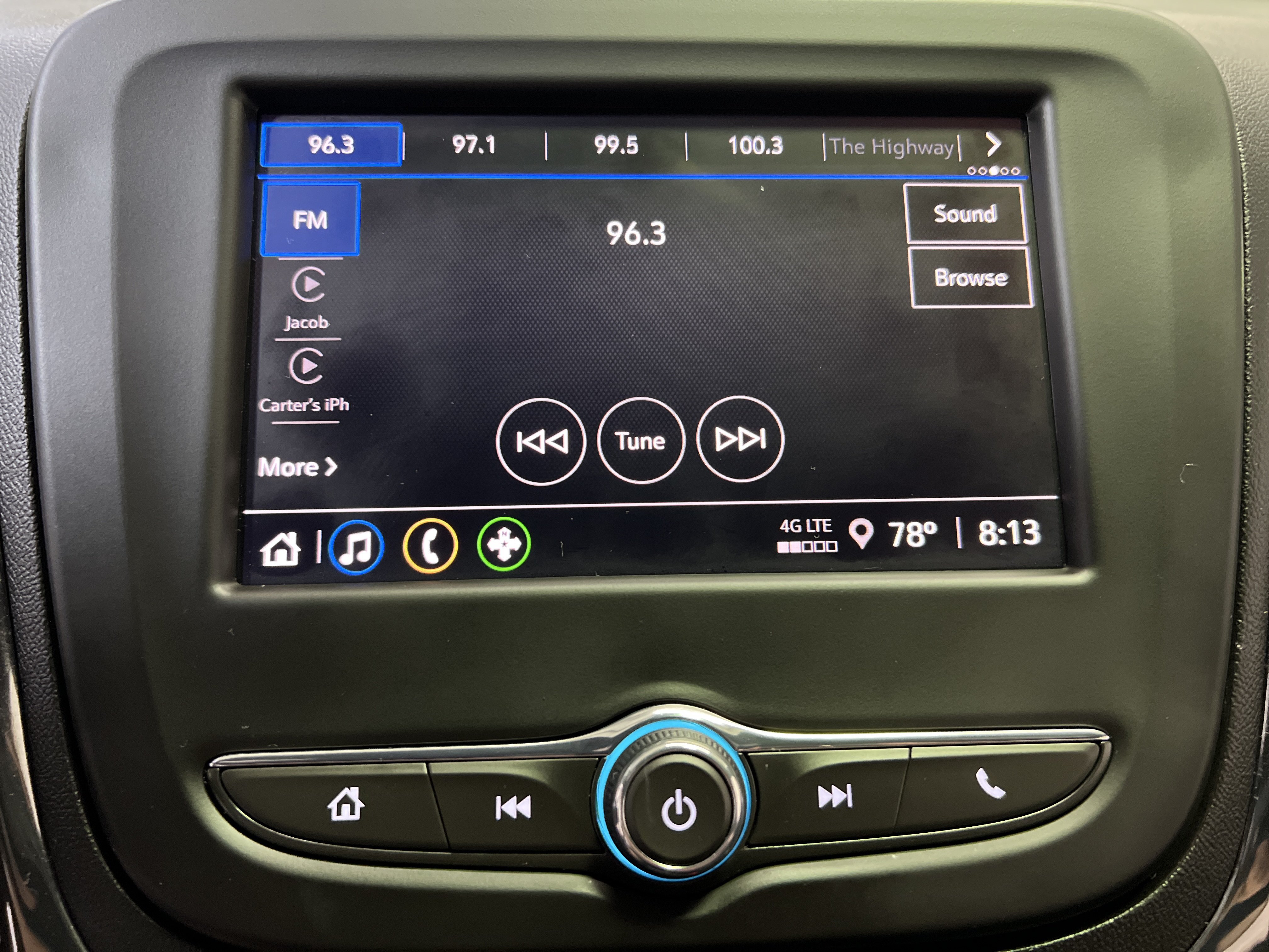 Used 2023 Chevrolet Equinox RS AWD/4WD image 18