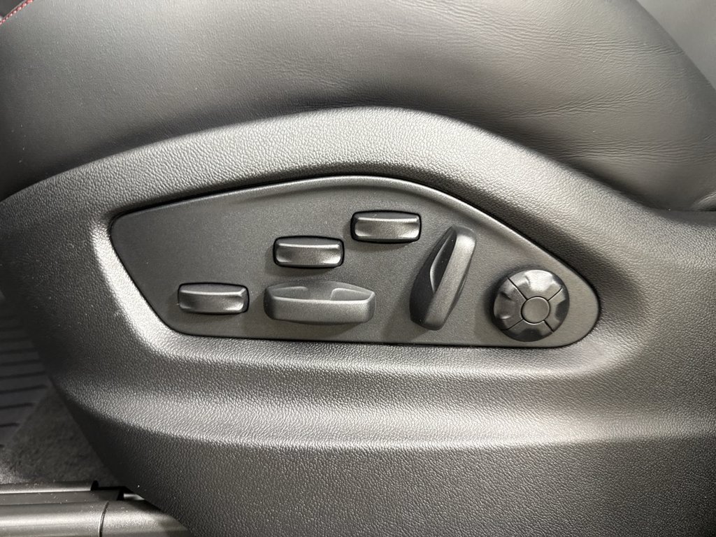 New 2026 Porsche Cayenne GTS AWD/4WD image 39