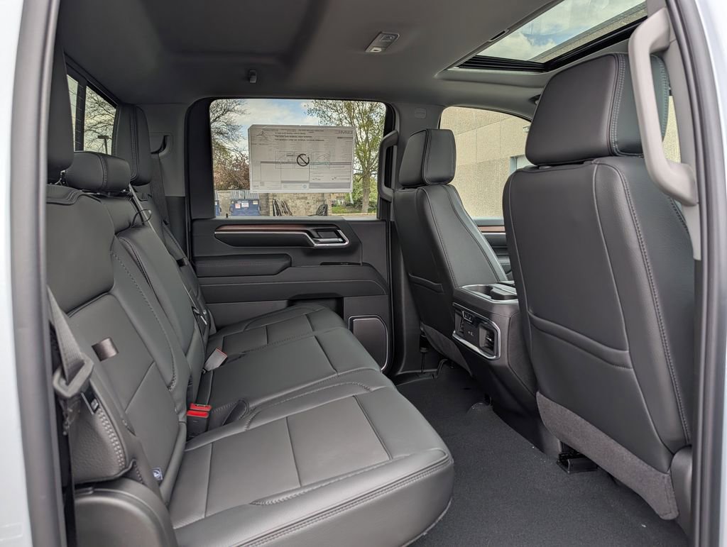 New 2026 GMC Sierra 3500 Denali w/ Denali Reserve Package AWD/4WD image 30