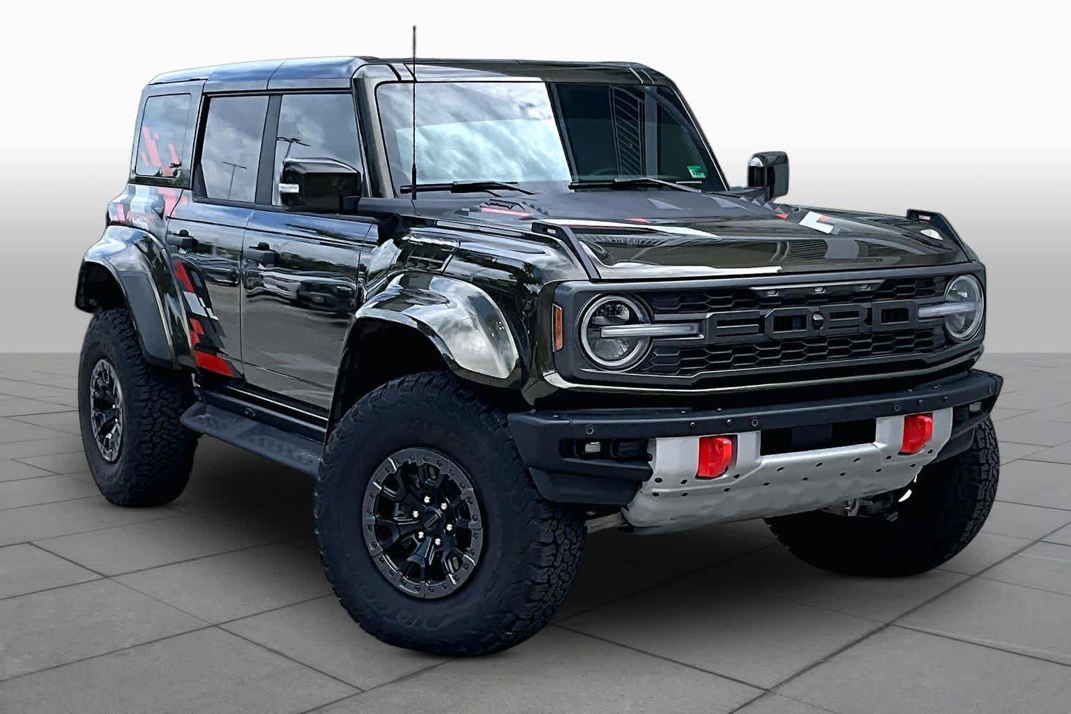 Used 2025 Ford Bronco Raptor AWD/4WD image 2