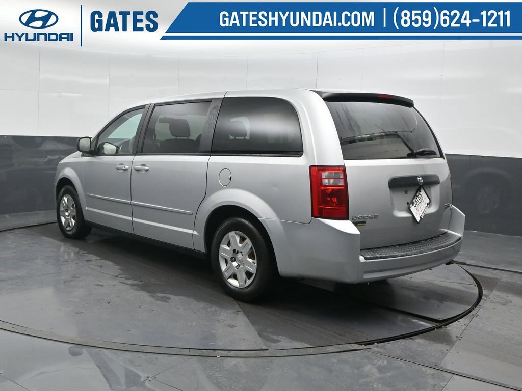 Used 2010 Dodge Grand Caravan SE w/ Climate Group FWD image 8