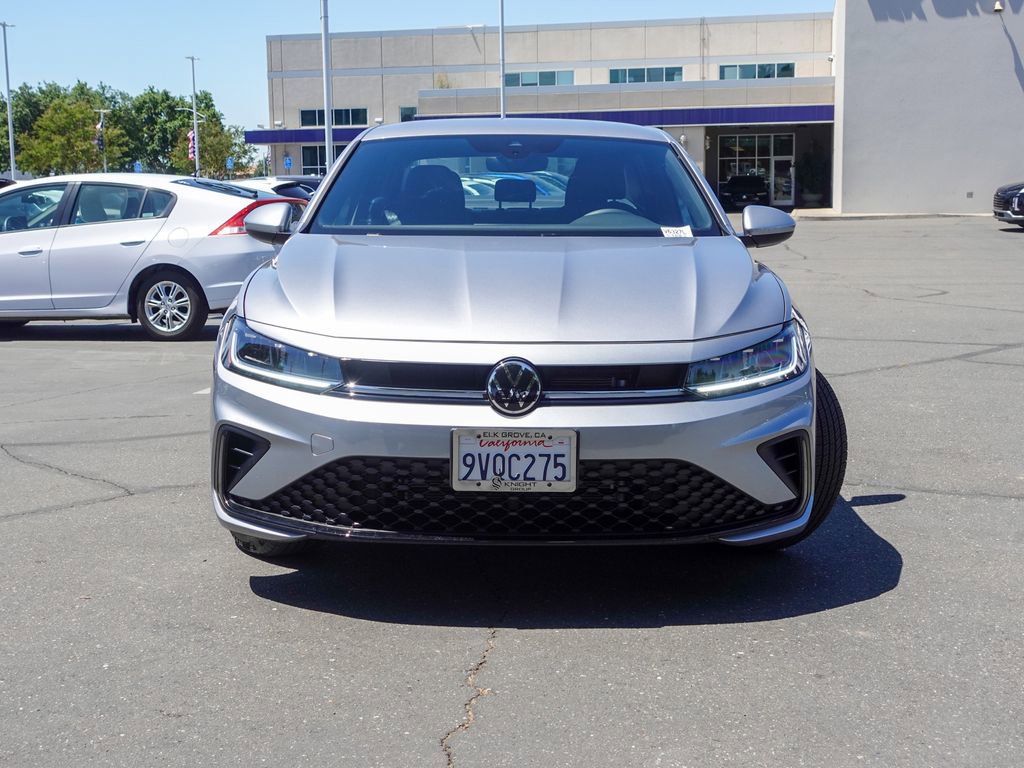Used 2026 Volkswagen Jetta Sport FWD image 3