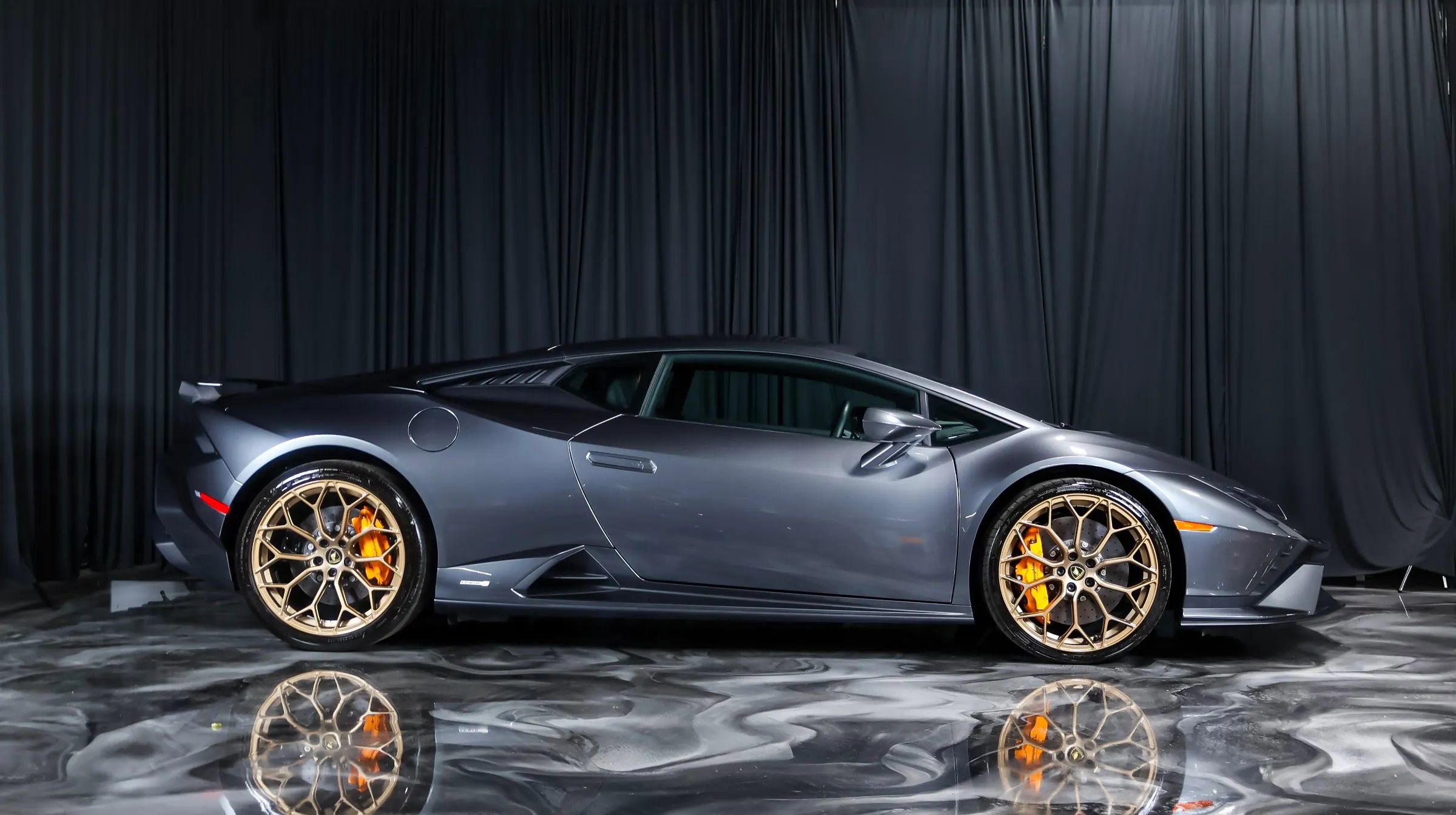 Used 2023 Lamborghini Huracan Tecnica image 10