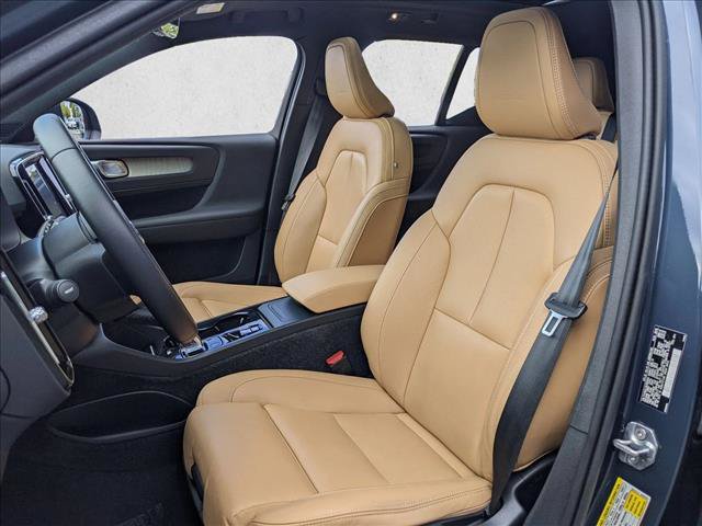 Used 2019 Volvo XC40 T5 Inscription AWD/4WD image 17