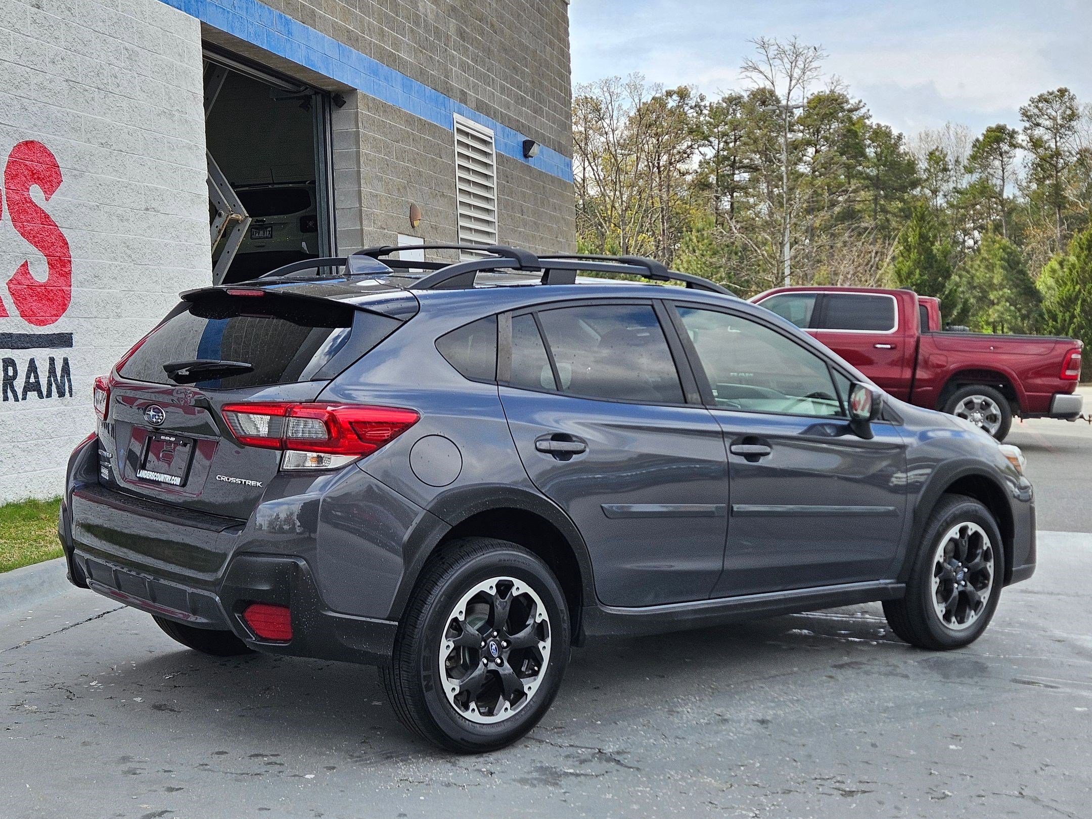 Used 2022 Subaru Crosstrek 2.0i Premium AWD/4WD image 7