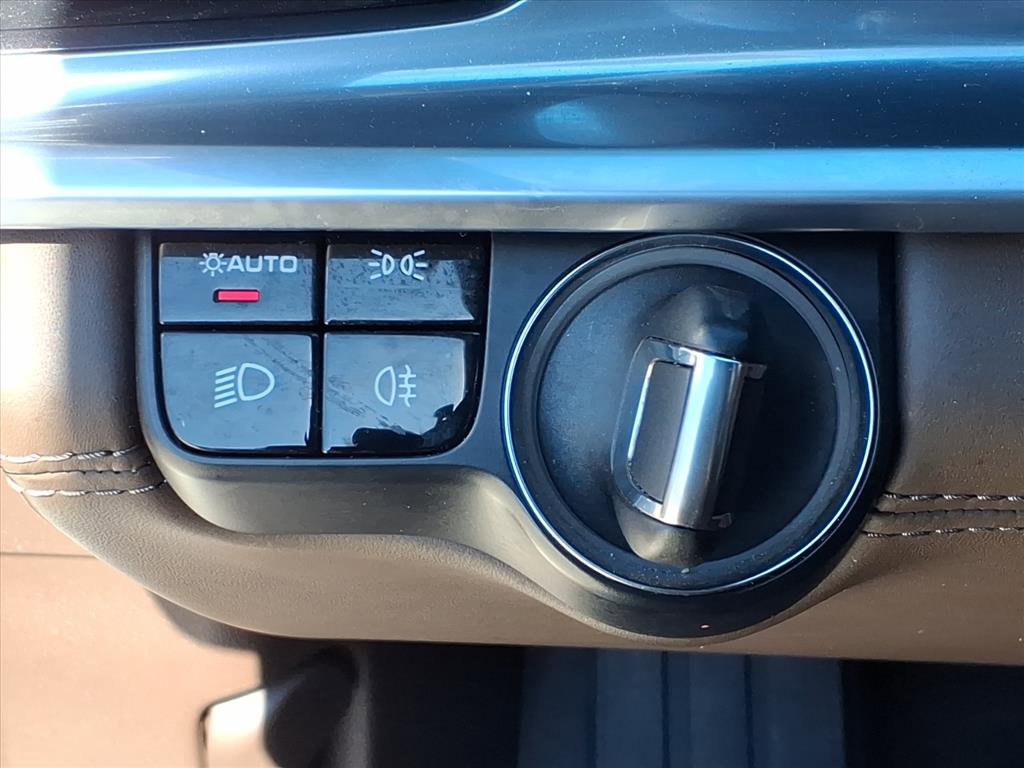 Used 2017 Porsche Panamera Turbo image 14