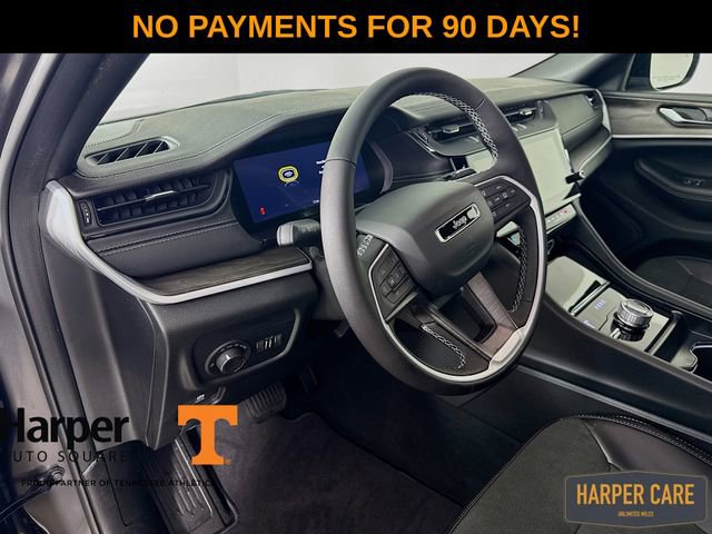 New 2026 Jeep Grand Cherokee Altitude image 11