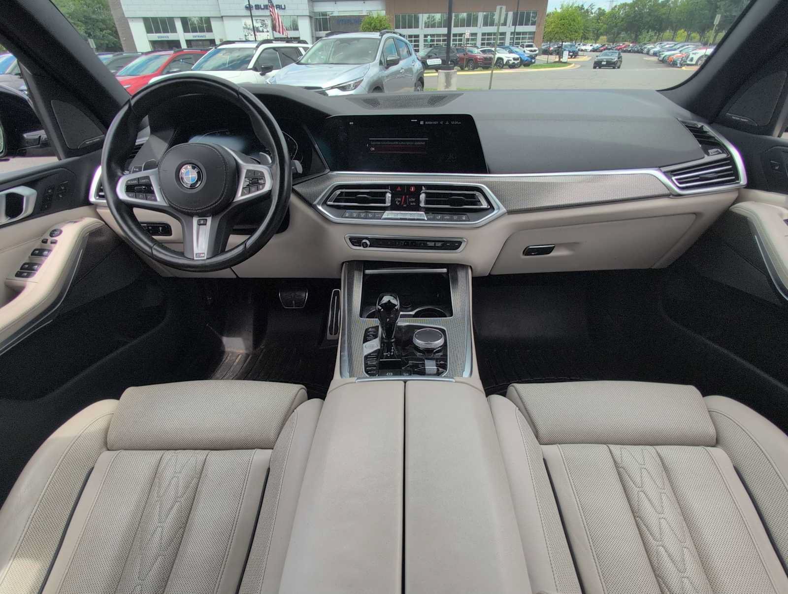 Used 2019 BMW X5 xDrive50i w/ M Sport Package AWD/4WD image 15