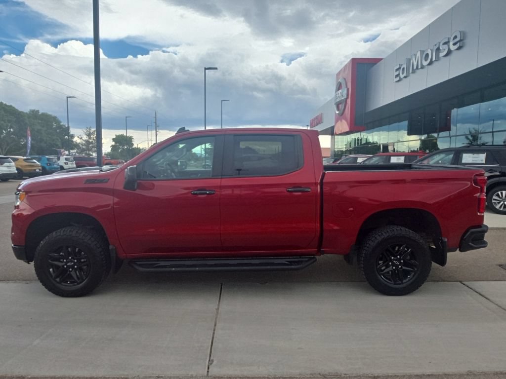 Used 2024 Chevrolet Silverado 1500 LT Trail Boss w/ Convenience Package II AWD/4WD image 8