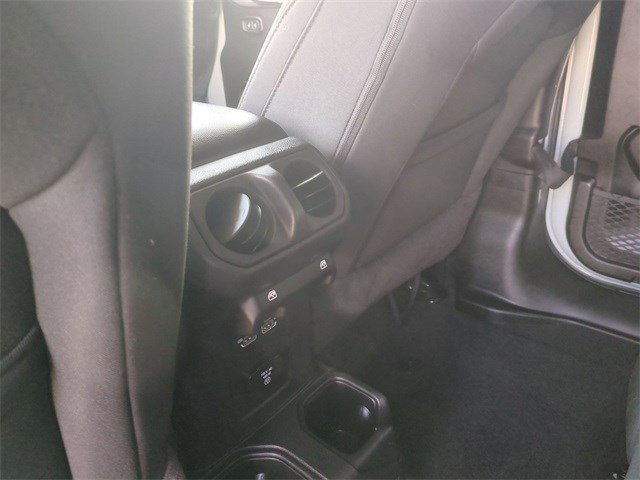 Used 2023 Jeep Wrangler Unlimited Rubicon w/ LED Lighting Group image 18