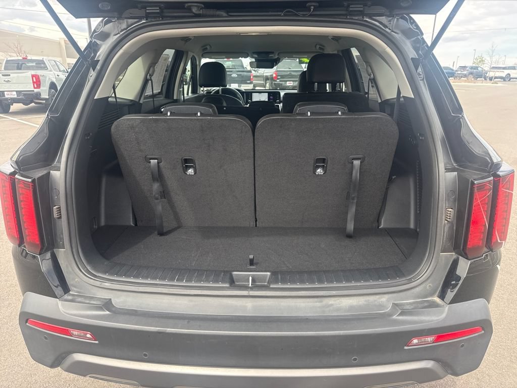 Used 2023 Kia Sorento S AWD/4WD image 29