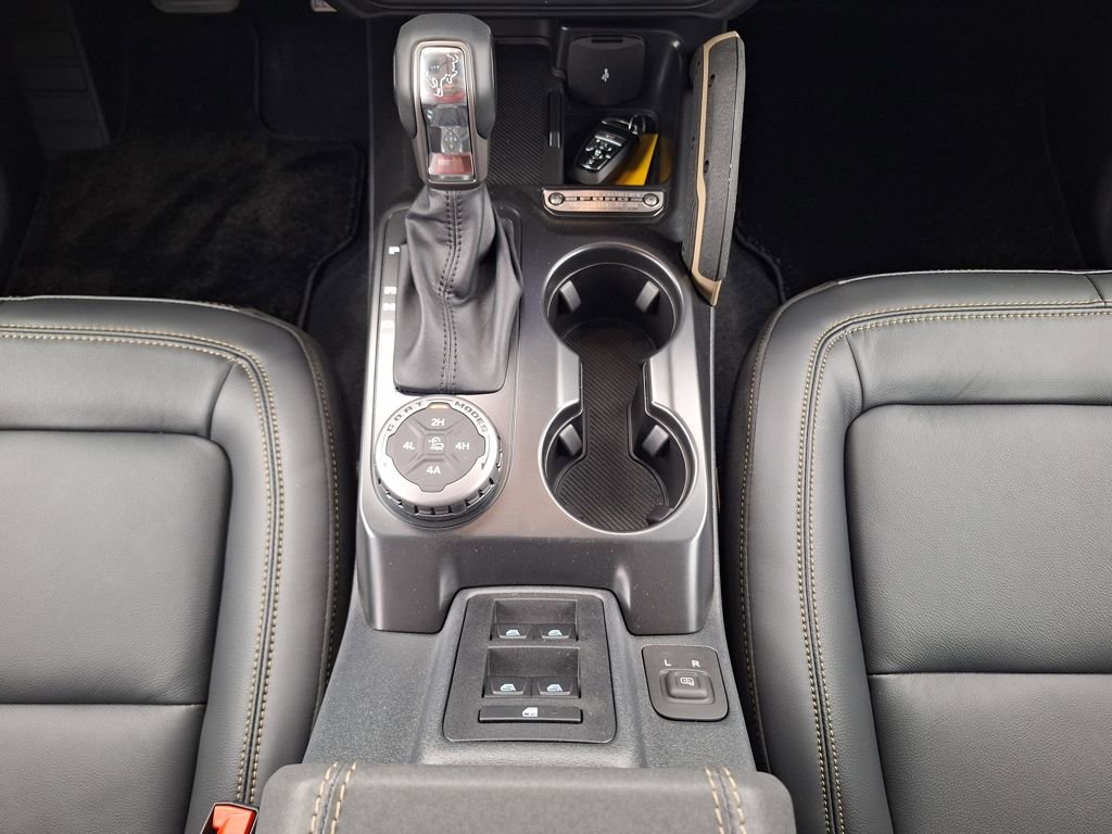 New 2025 Ford Bronco Badlands w/ Sasquatch Package image 13