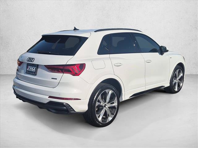 Used 2022 Audi Q3 2.0T Premium Plus w/ Premium Plus Package AWD/4WD image 5
