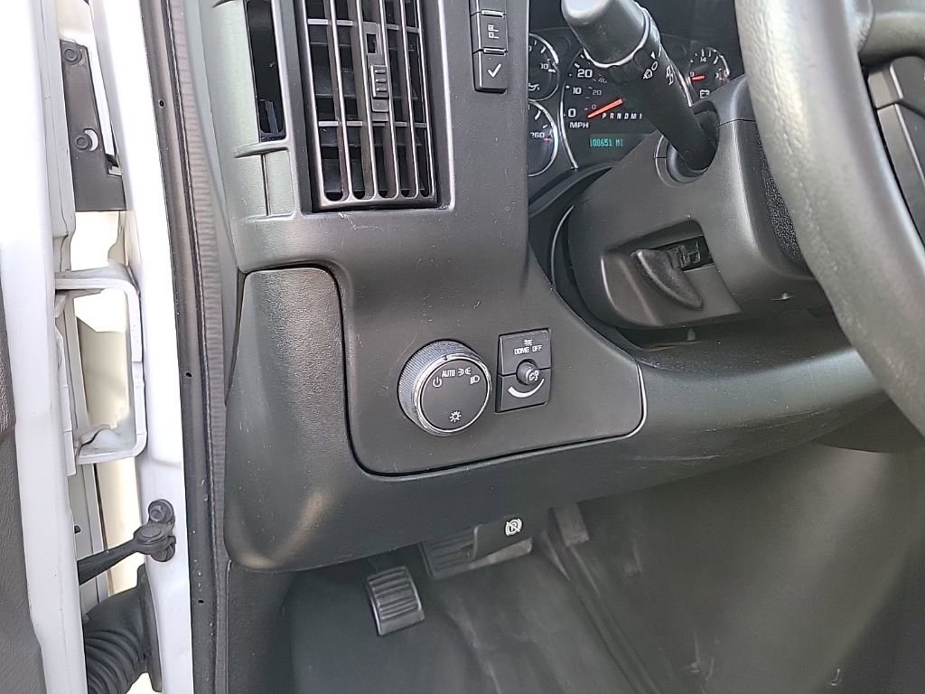 Used 2019 Chevrolet Express 2500 w/ Driver Convenience Package image 8