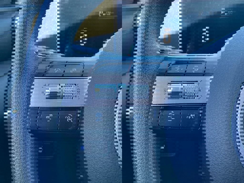 Used 2025 Hyundai Tucson SEL image 12