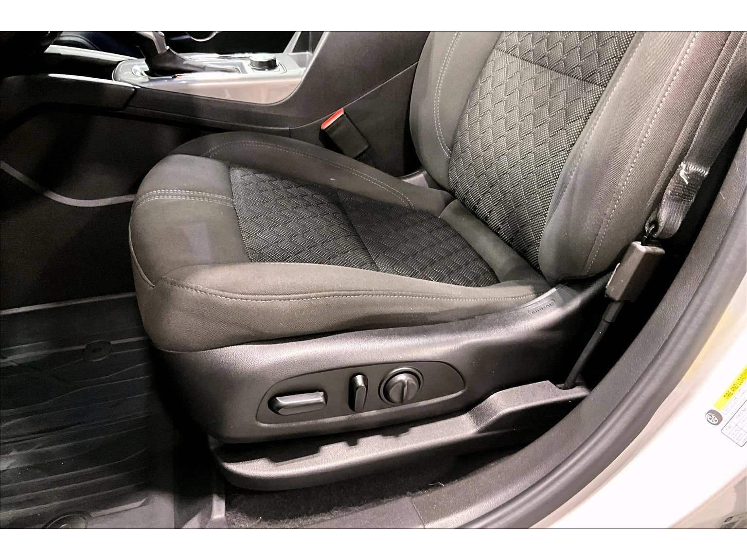 Used 2019 Chevrolet Blazer LT AWD/4WD image 26