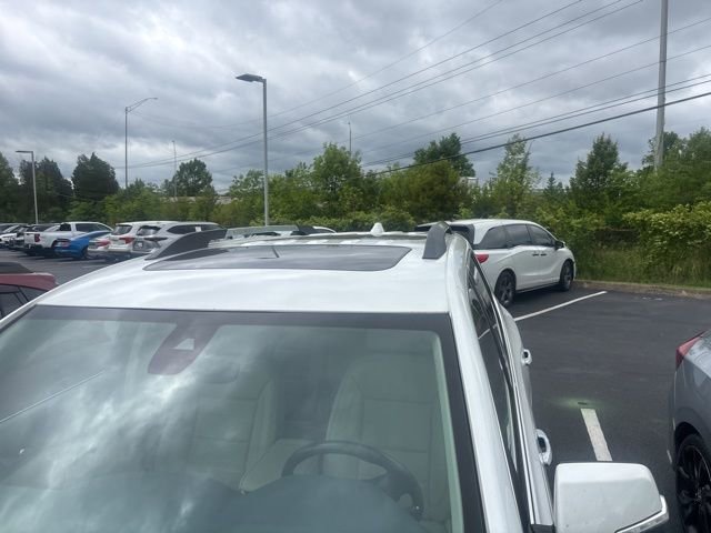 Used 2021 GMC Acadia Denali w/ Denali Ultimate Package AWD/4WD image 3