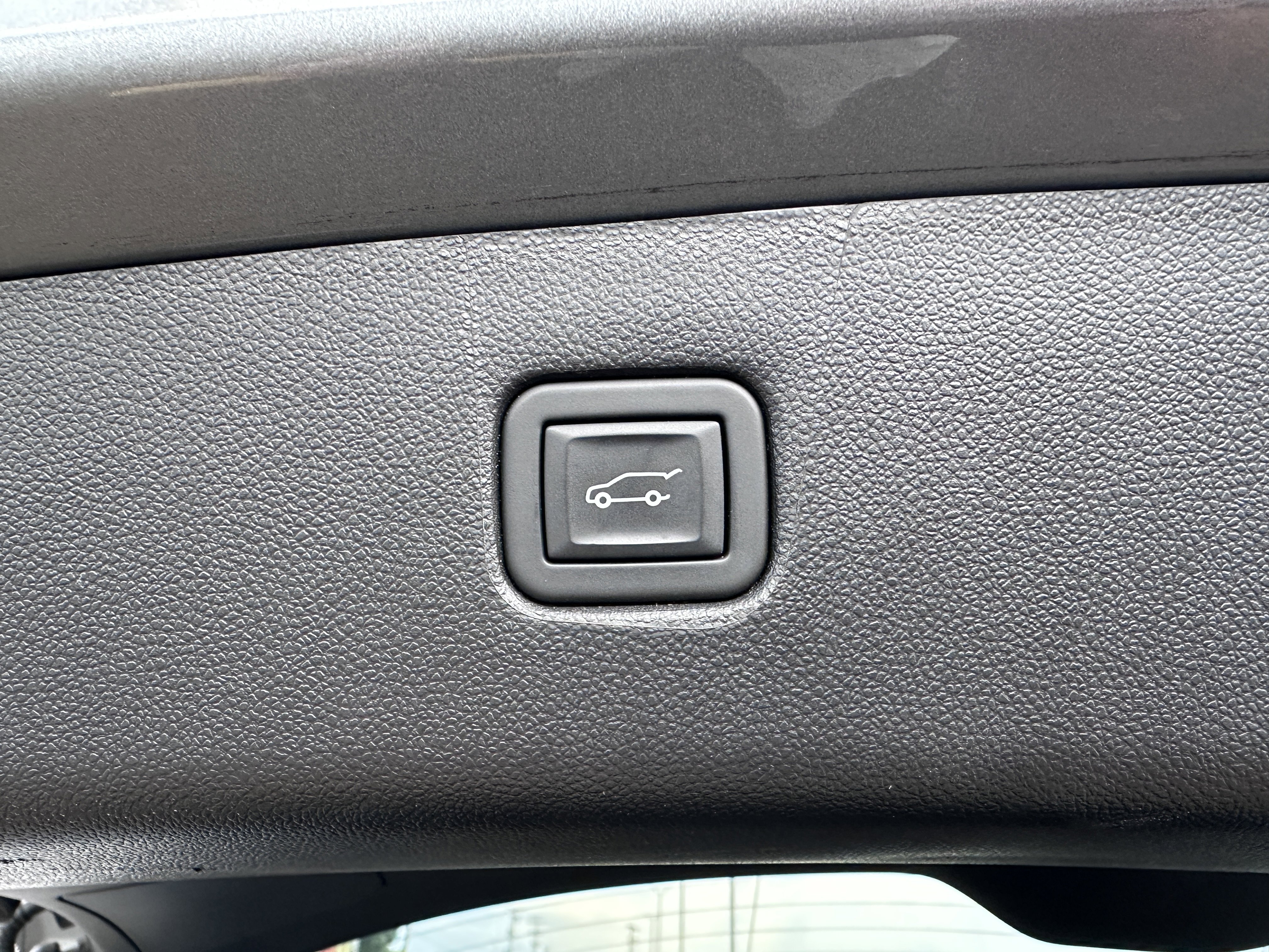 Used 2024 Chevrolet Blazer Premier w/ Driver Confidence II Package image 14