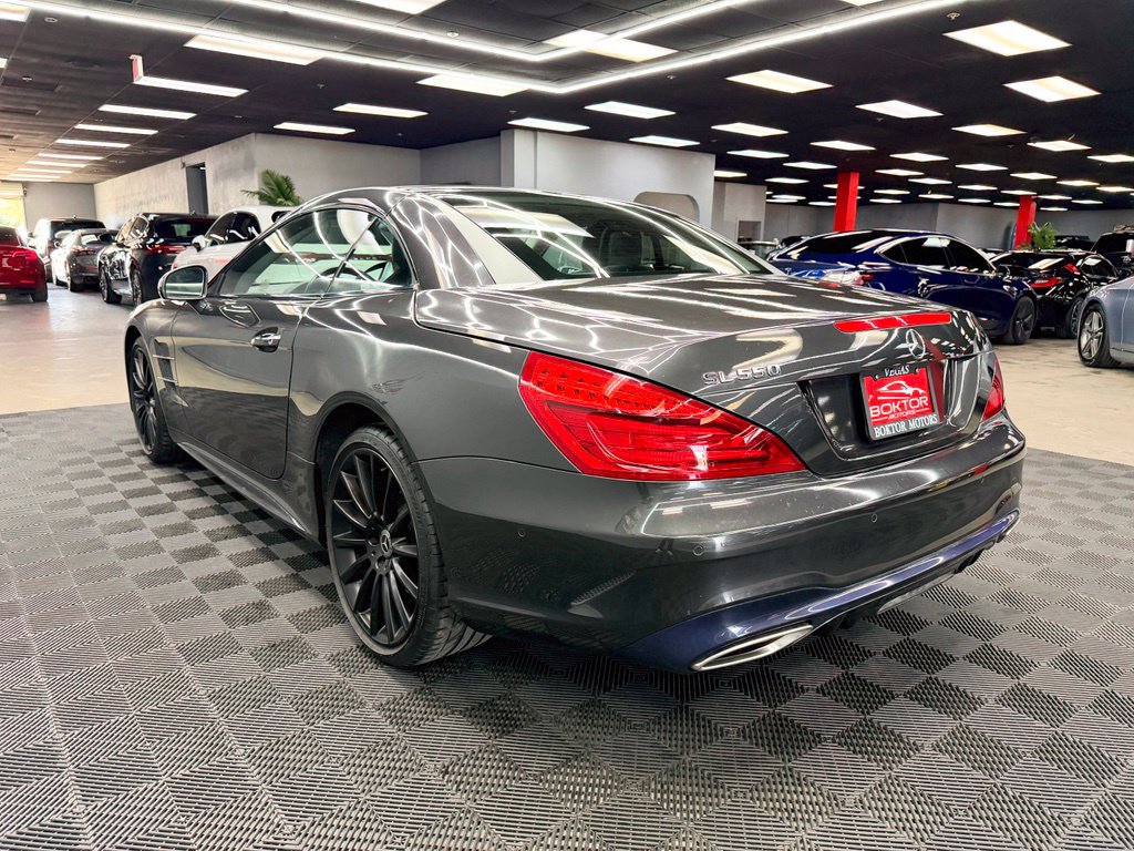 Used 2020 Mercedes-Benz SL 550 image 11