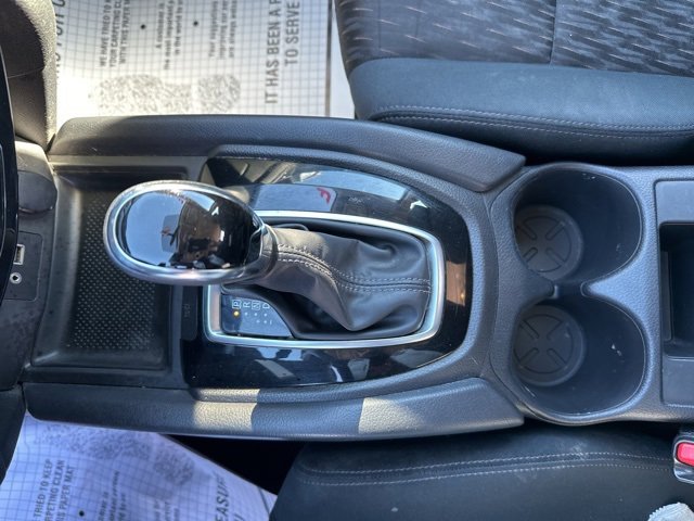 Used 2018 Nissan Rogue S image 19