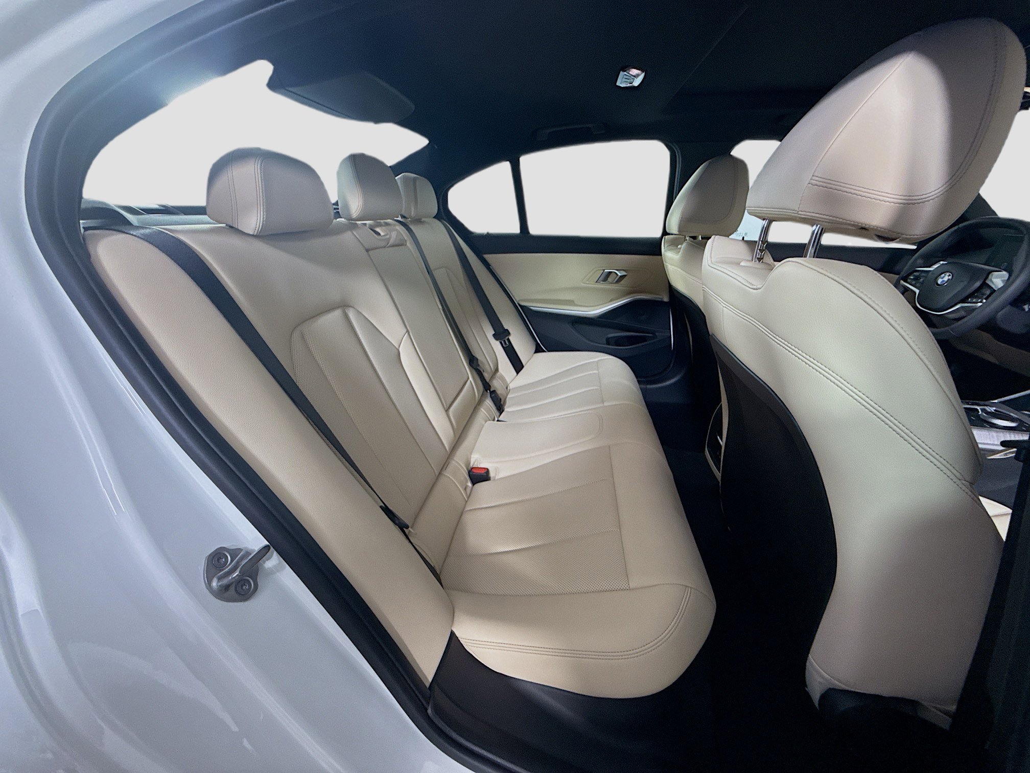 Used 2026 BMW 330i xDrive Sedan image 27