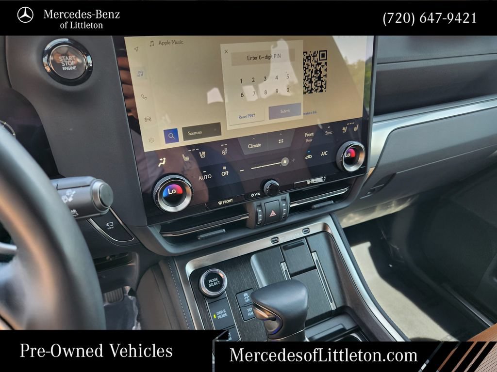 Used 2024 Lexus GX 550 w/ Accessory Package (31) AWD/4WD image 19