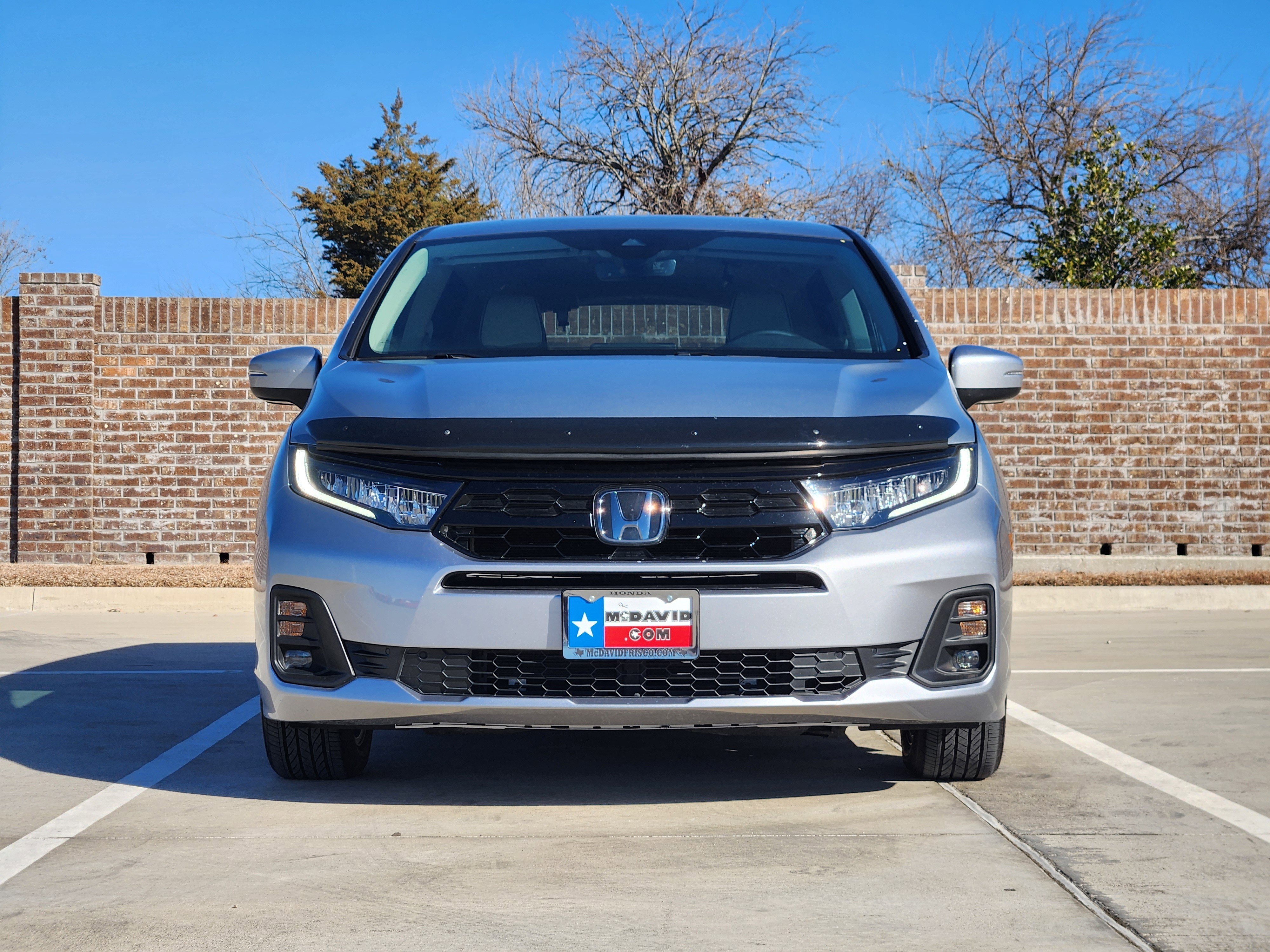 Certified 2025 Honda Odyssey Touring image 2